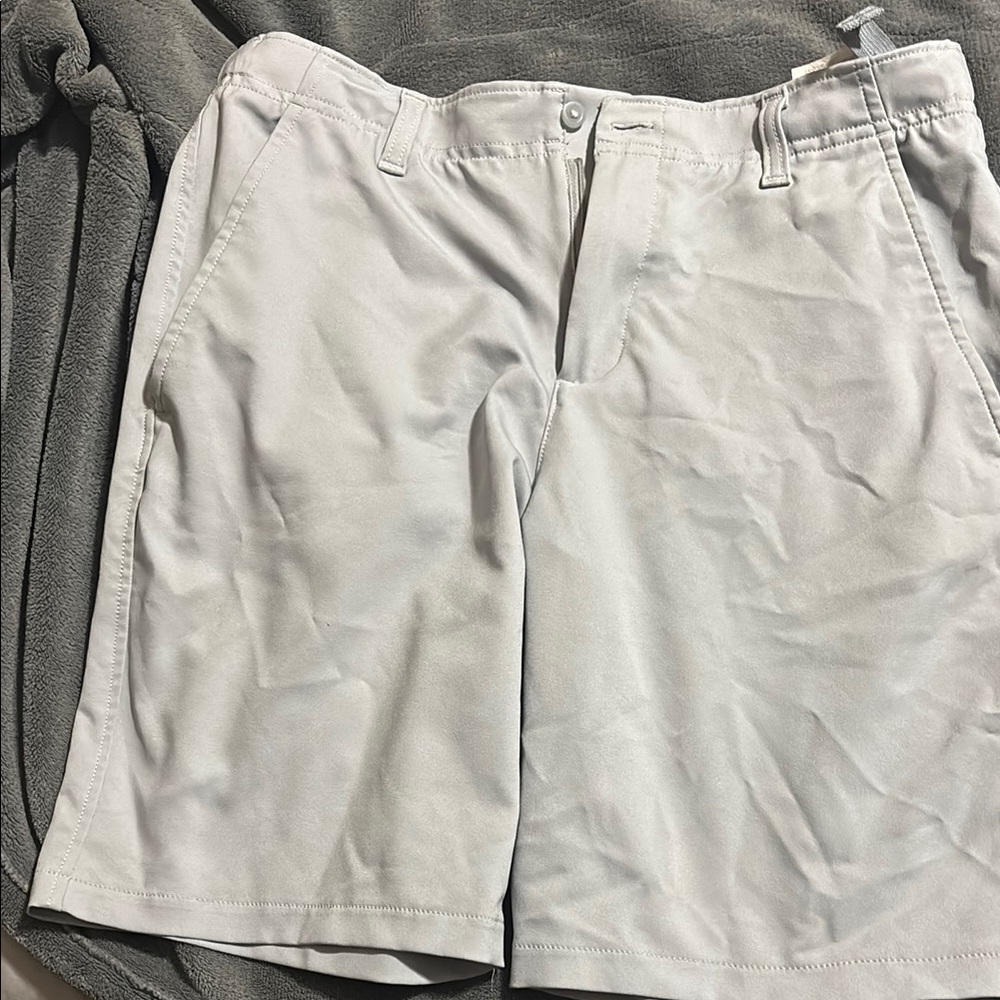 Youth boys XL under armor shorts